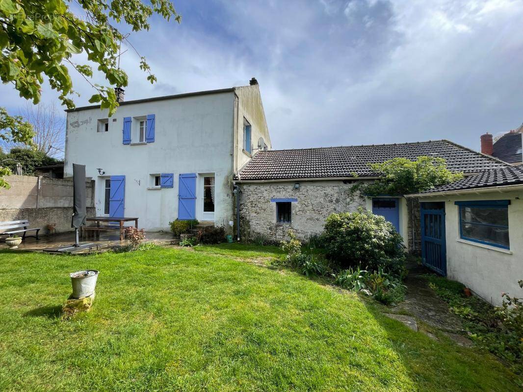 Maison à LIZY-SUR-OURCQ