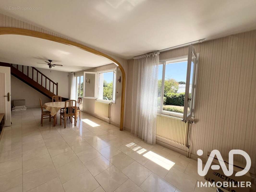 Maison 95 m² à Saint-Herblain  - photo 4