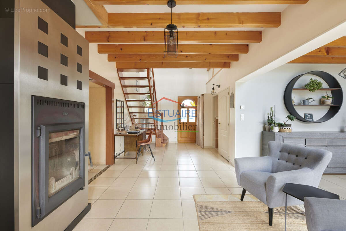 Maison à LA CHAPELLE-LAUNAY