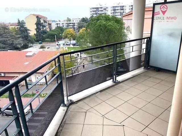 Appartement à SAINT-FONS