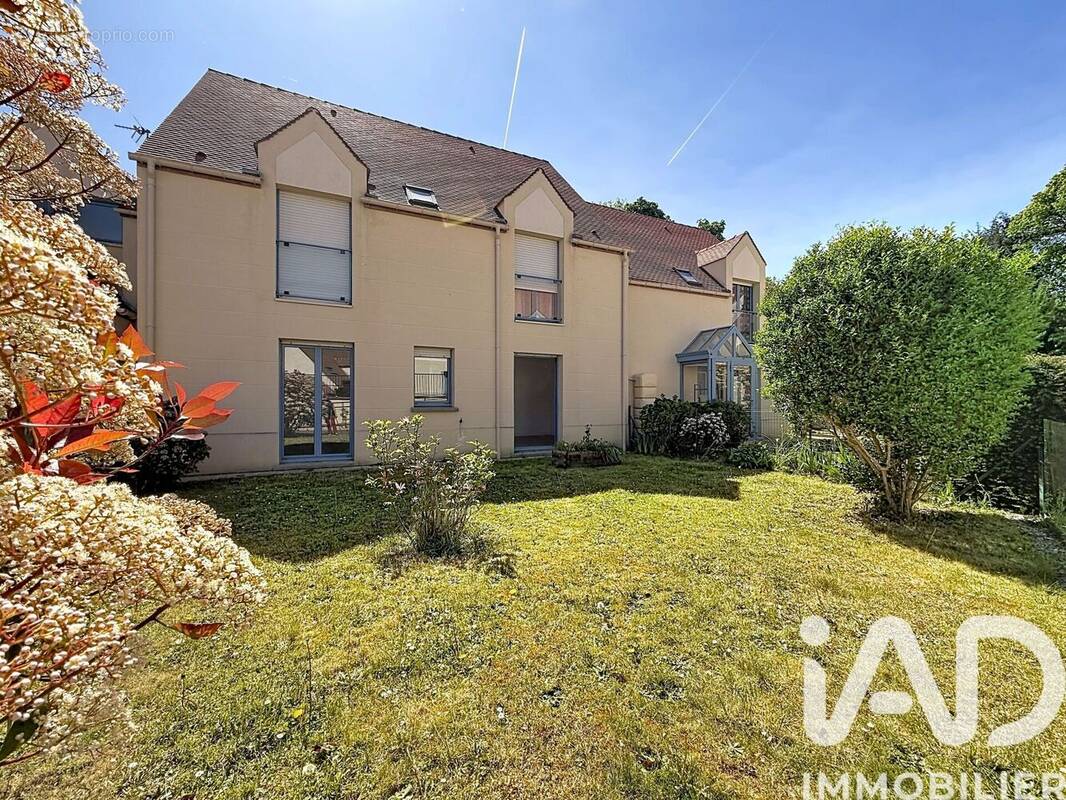 Photo 1 - Appartement à SAINT-REMY-LES-CHEVREUSE