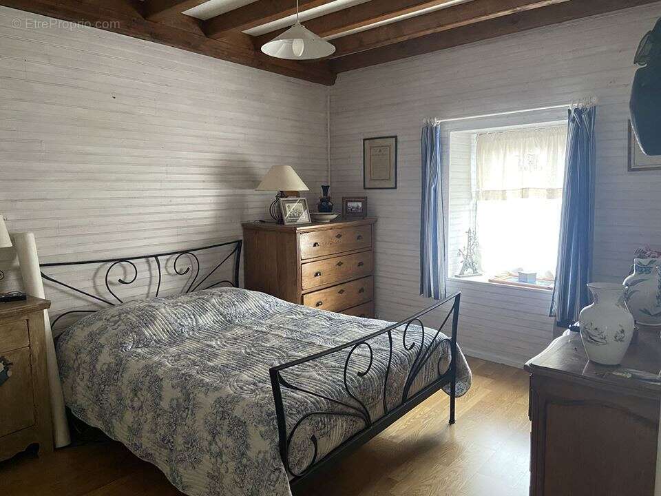 Maison 162 m² à Cherier  - photo 8