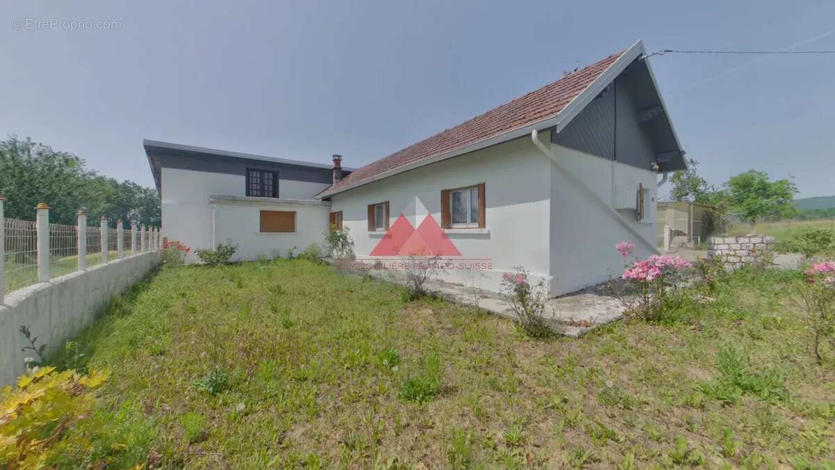 Maison à PANNESSIERES