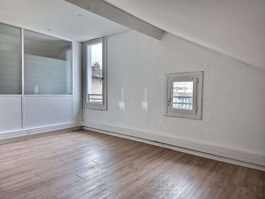 Maison à VILLEURBANNE