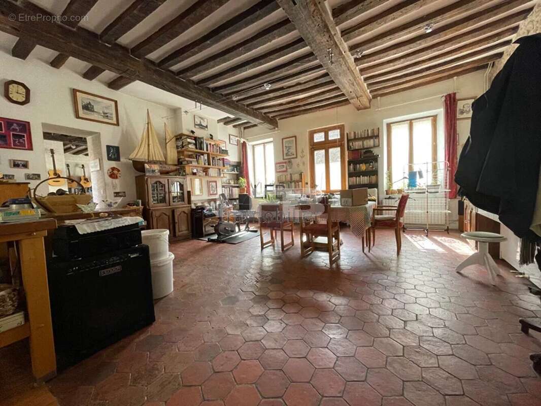 Maison à AUVERS-SUR-OISE