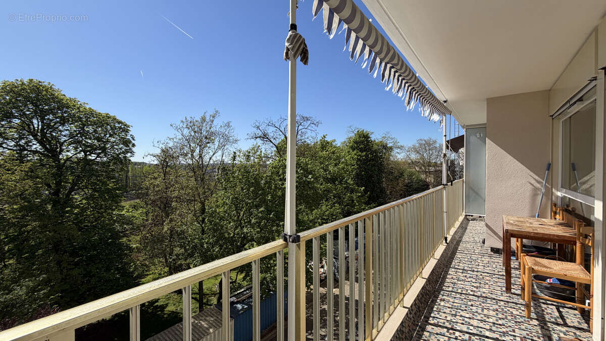 Appartement à SAVIGNY-SUR-ORGE
