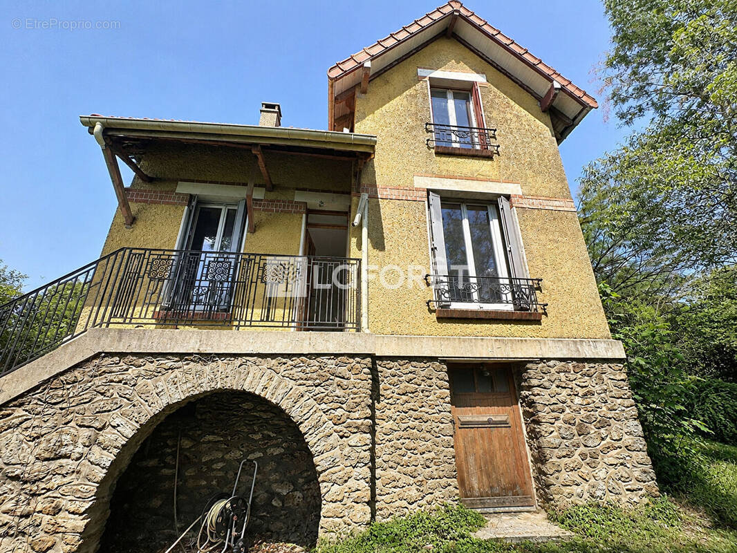 Maison à CHAMPIGNY-SUR-MARNE