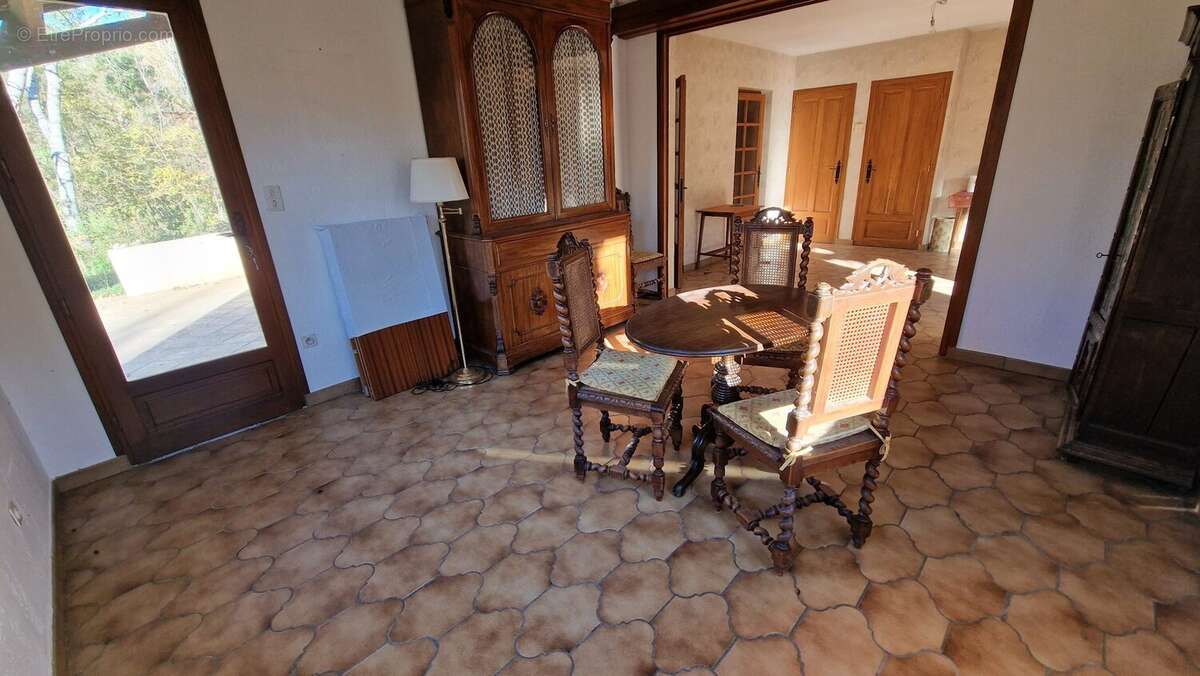 Maison à PIEGROS-LA-CLASTRE