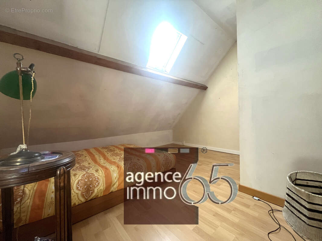 Maison à LUZ-SAINT-SAUVEUR