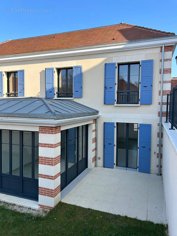 Maison à MONTFORT-L&#039;AMAURY