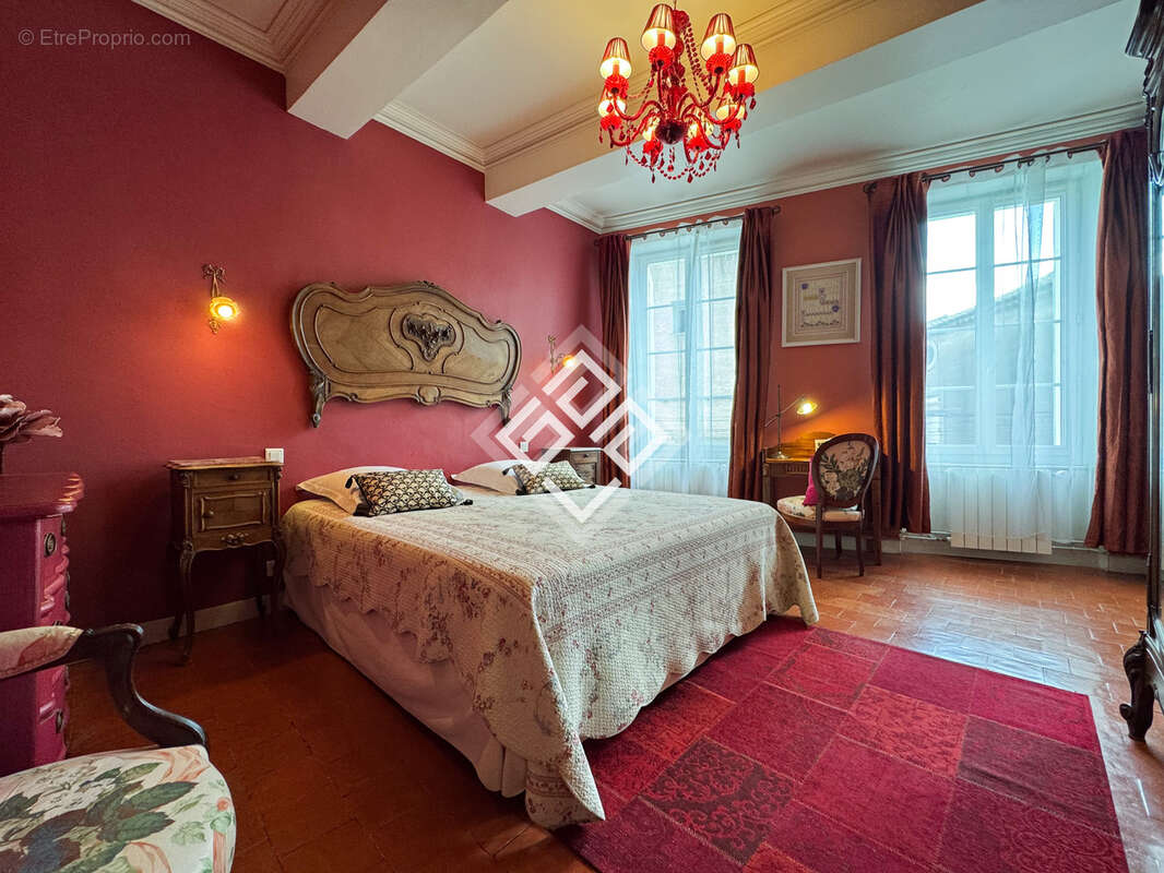 Maison de Maître restaurée avec élégance avec piscine - photo 32