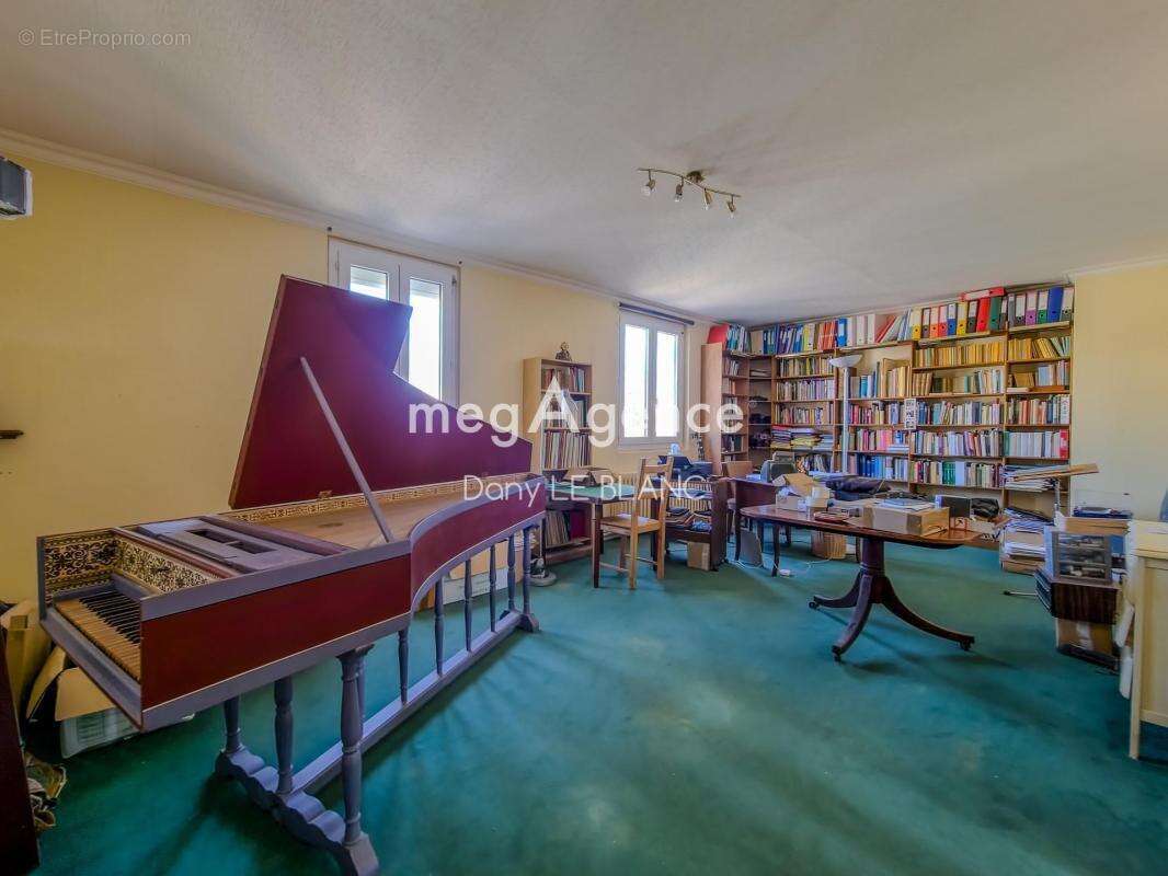 Maison à MAINVILLIERS