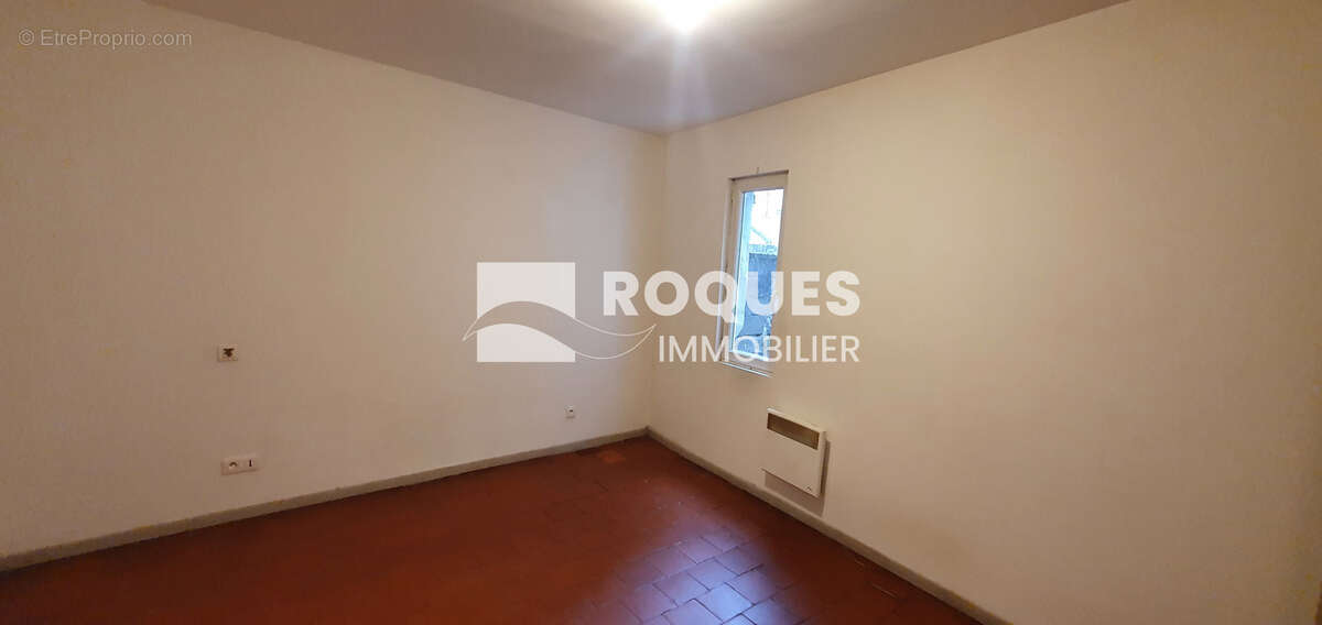 Pour  investisseurs, sur la commune de Lodève proche de toutes commodités dans un immeuble en copropriété, bel - photo 6