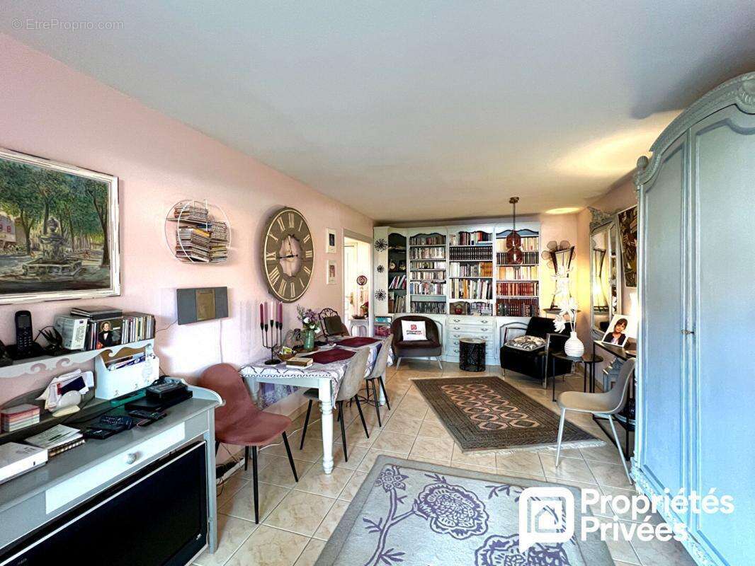 Appartement à FREJUS