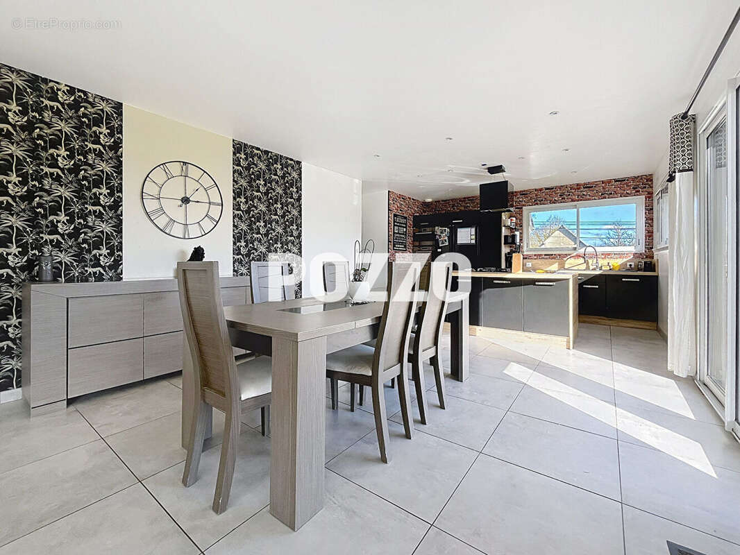 Maison à LE BENY-BOCAGE