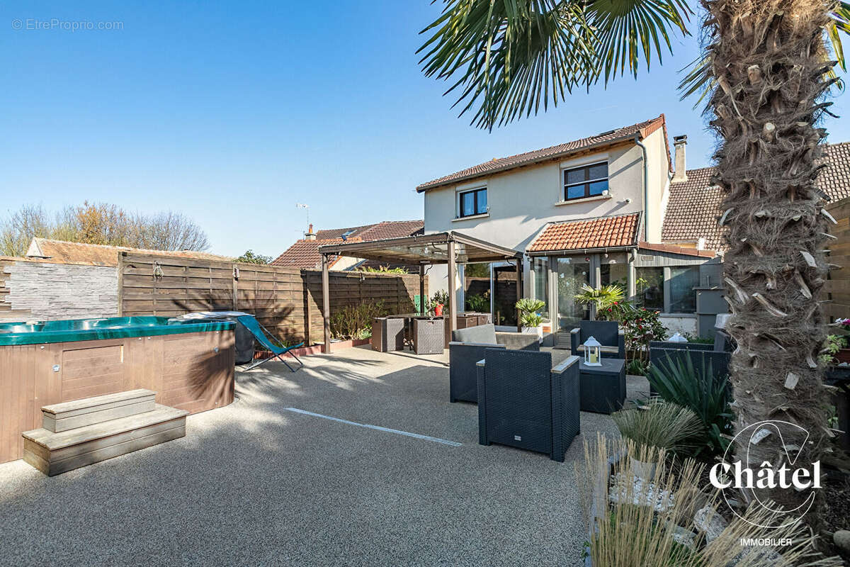 Aux portes de Luzarches - Maison familiale avec jardin et garage - photo 10