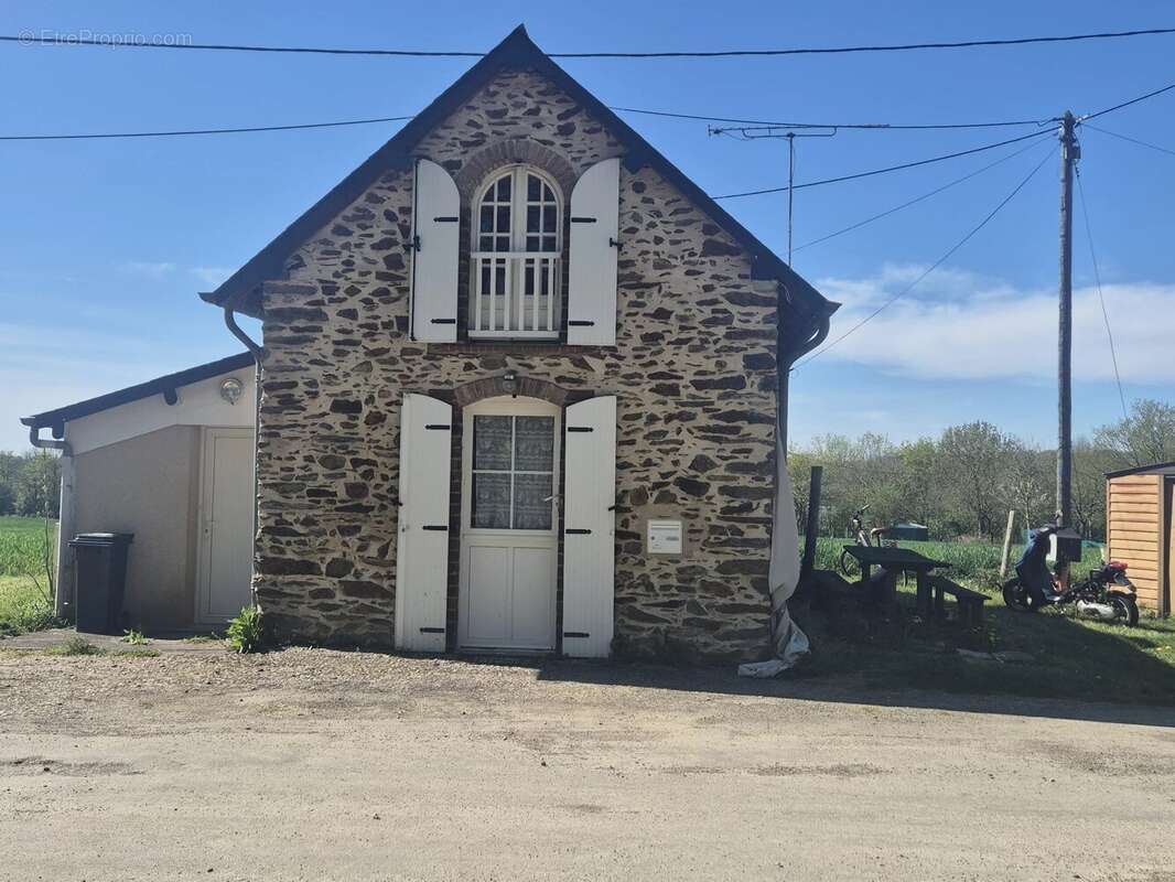 Maison à LOIGNE-SUR-MAYENNE