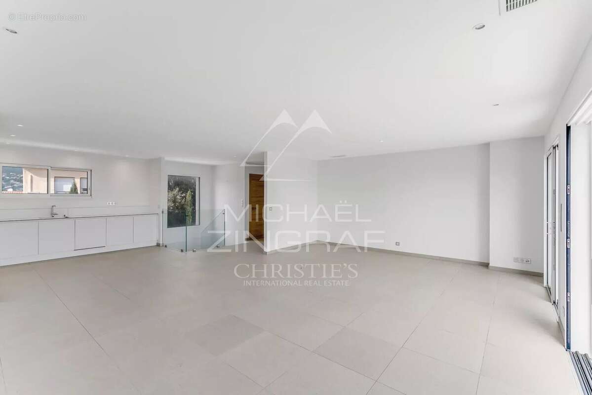 Maison à CAVALAIRE-SUR-MER