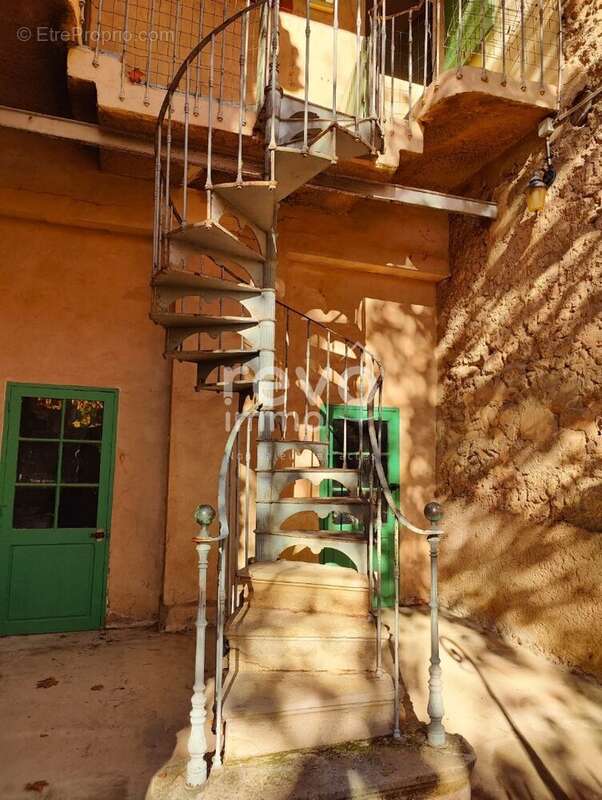 Maison à BEAUMES-DE-VENISE