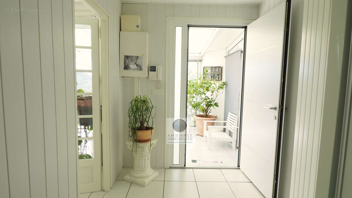 Maison à SAINT-PERAY