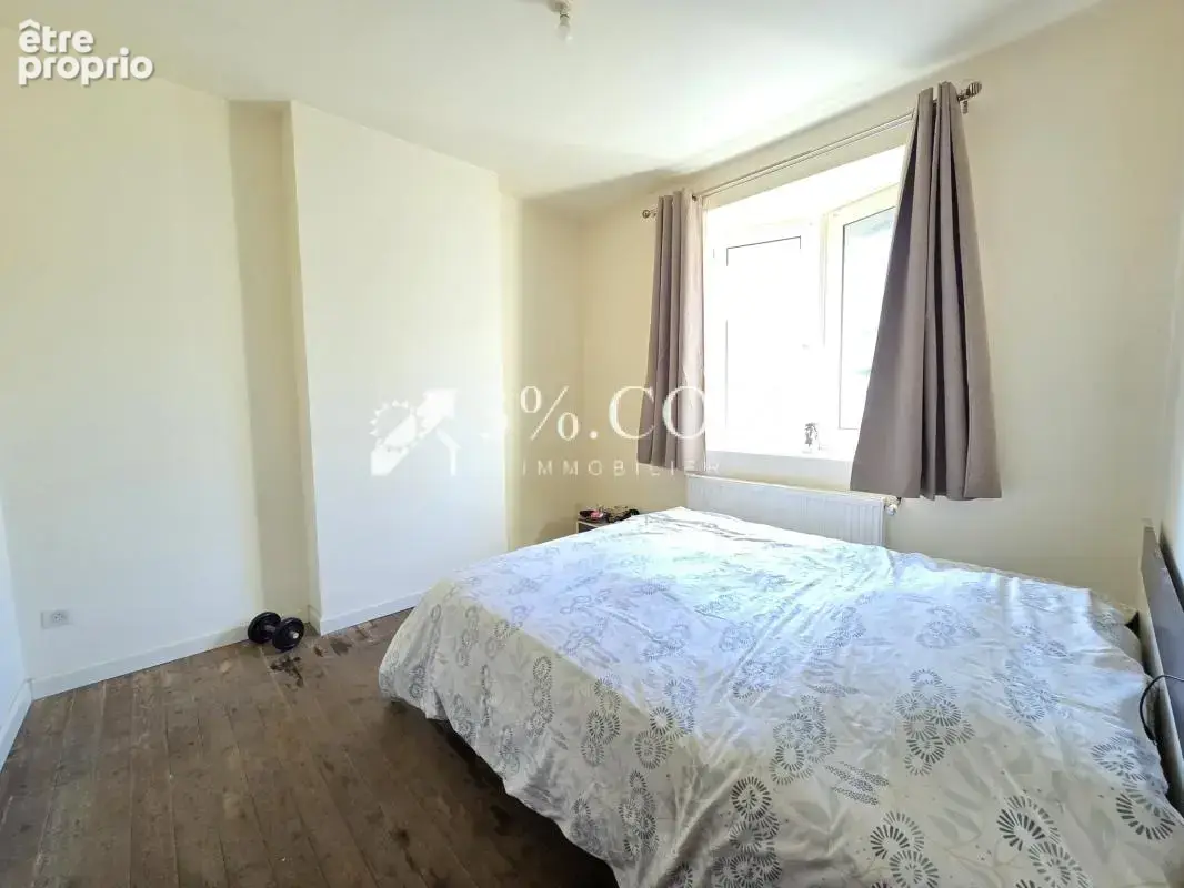 Maison semi-ndividuelle avec 4 chambres, un garage et un gra - photo 20