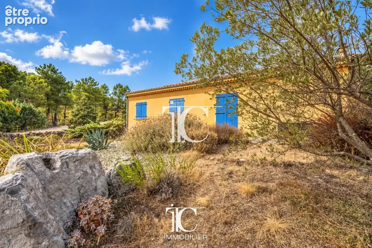 Villa 97m² sur 4203m² de terrain avec un chalet et dependances - photo 3