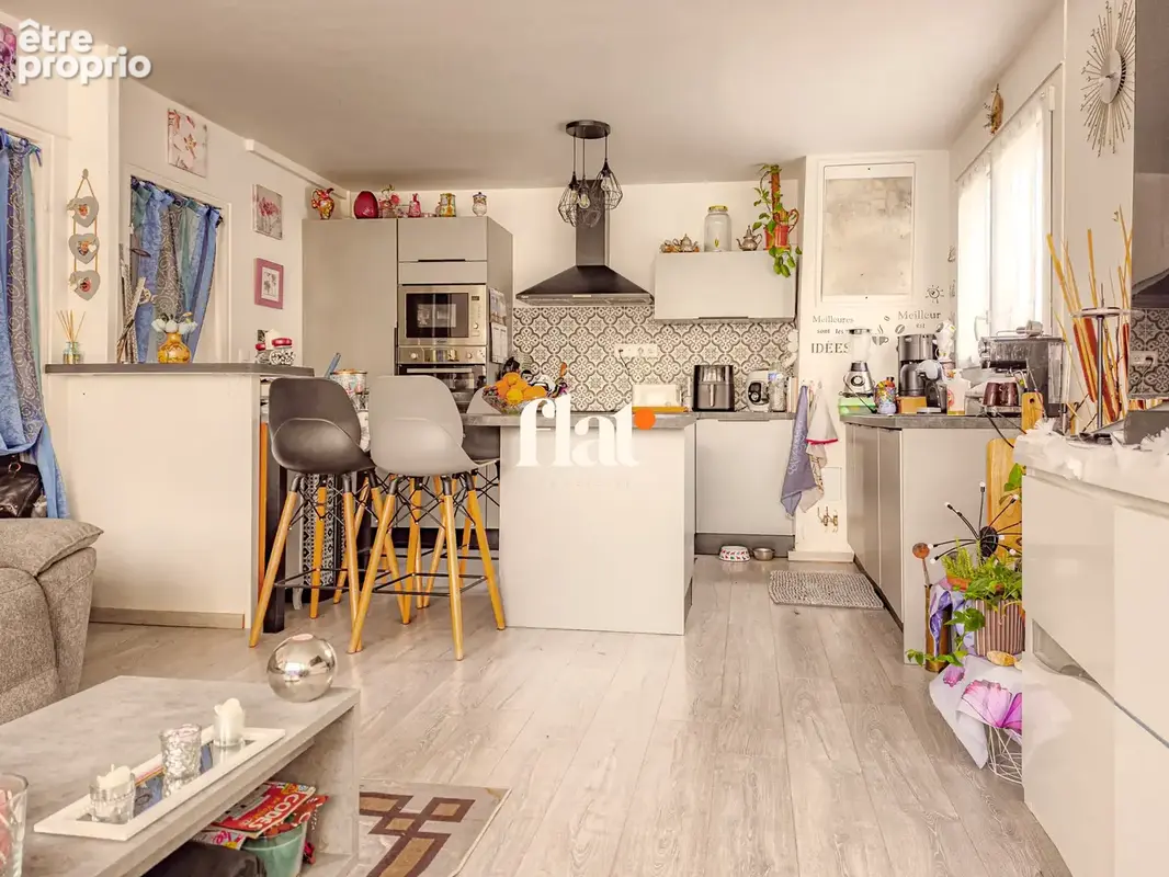 T4 81 m2   île de nantes / vincent-gâche   t4, double séjour et possibilité 3 chambres - photo 3