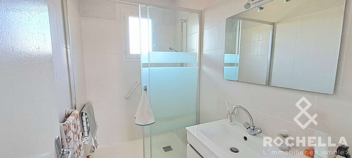 Maison 87 m² à Tonnay-Charente  - photo 9