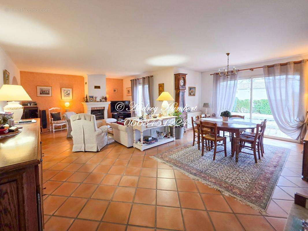 Maison à PIERREVERT