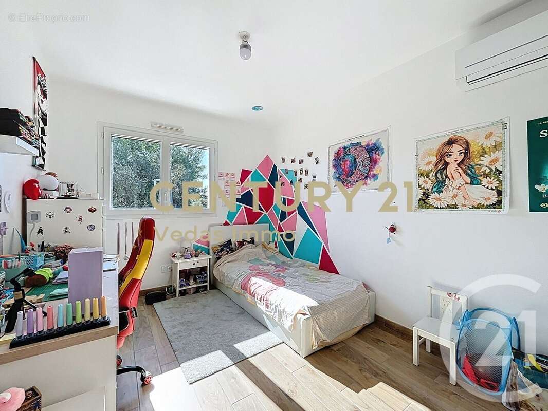 Maison à SAINT-JEAN-DE-VEDAS