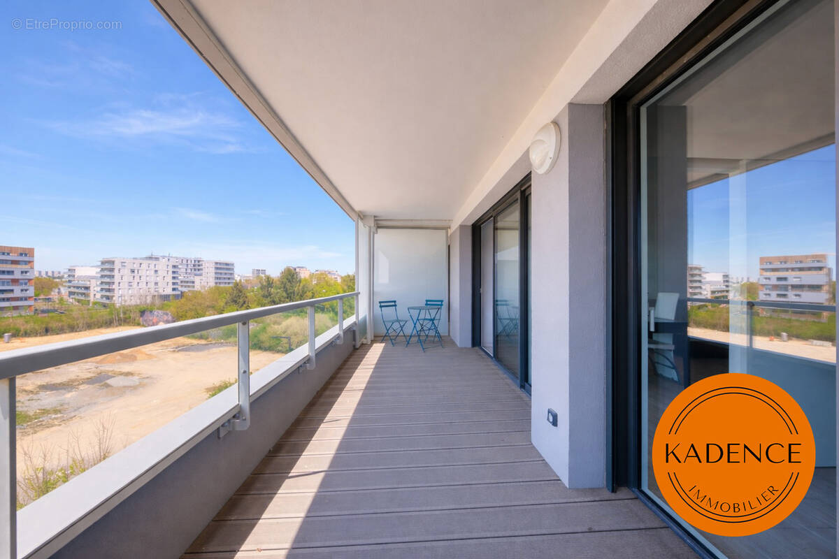 Appartement à SAINT-JACQUES-DE-LA-LANDE