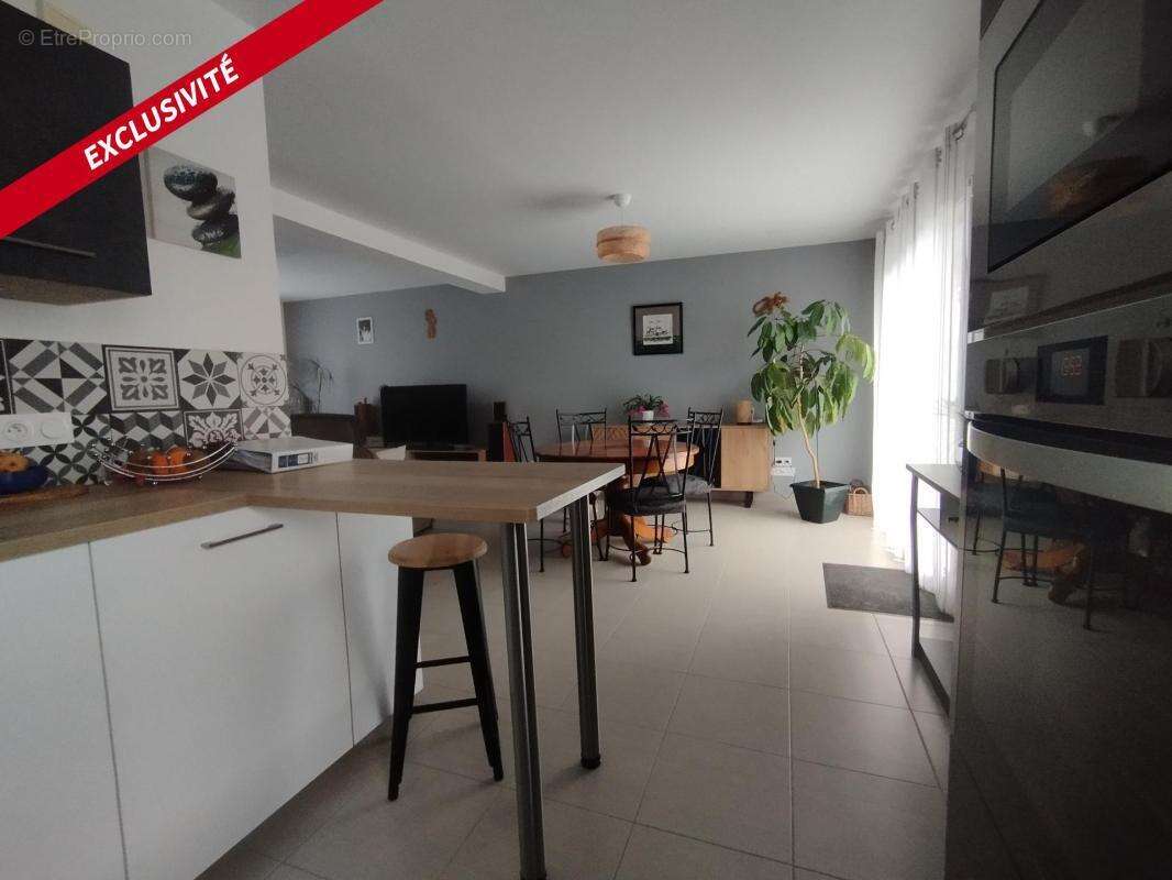 Maison à LE TOUR-DU-PARC