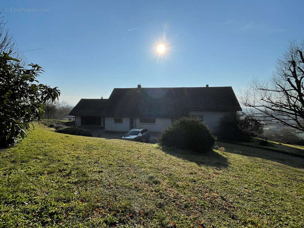 Maison à TIGNIEU-JAMEYZIEU