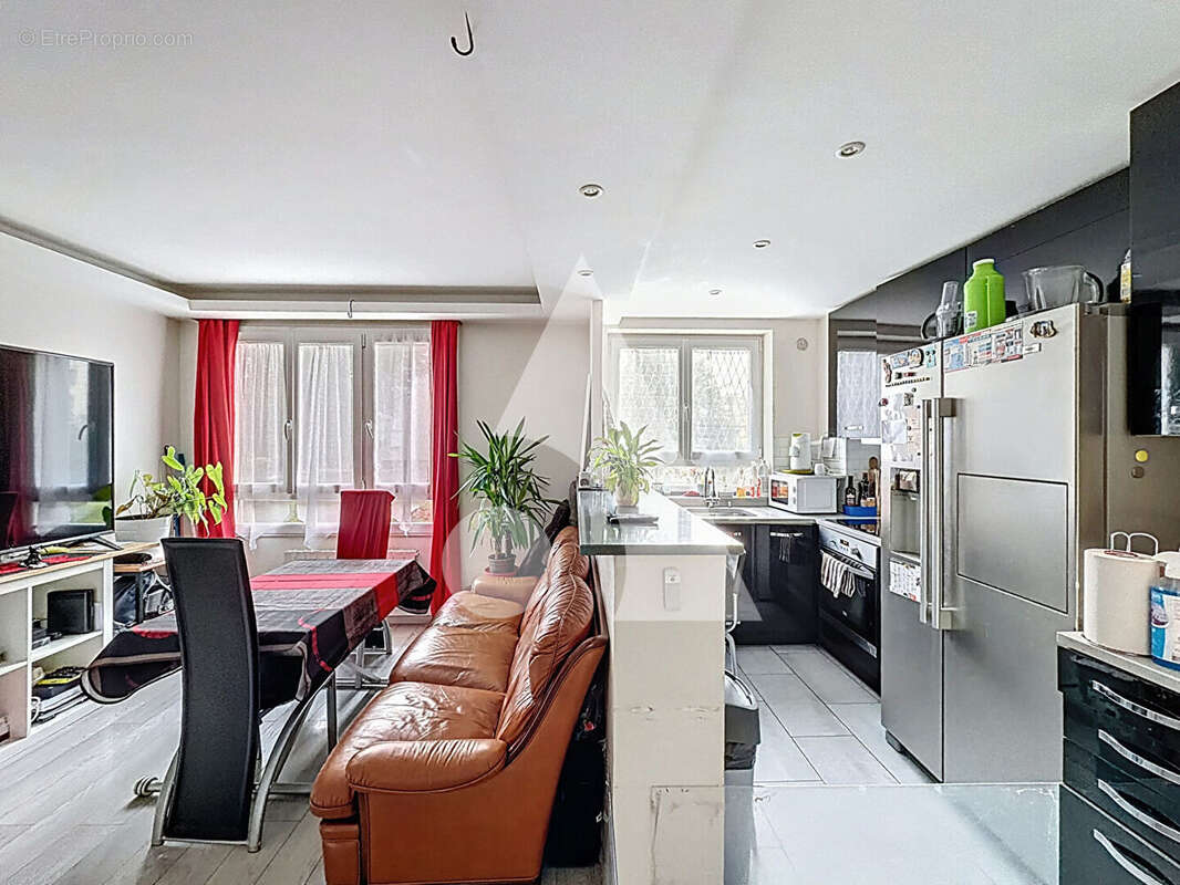 Appartement à RUEIL-MALMAISON