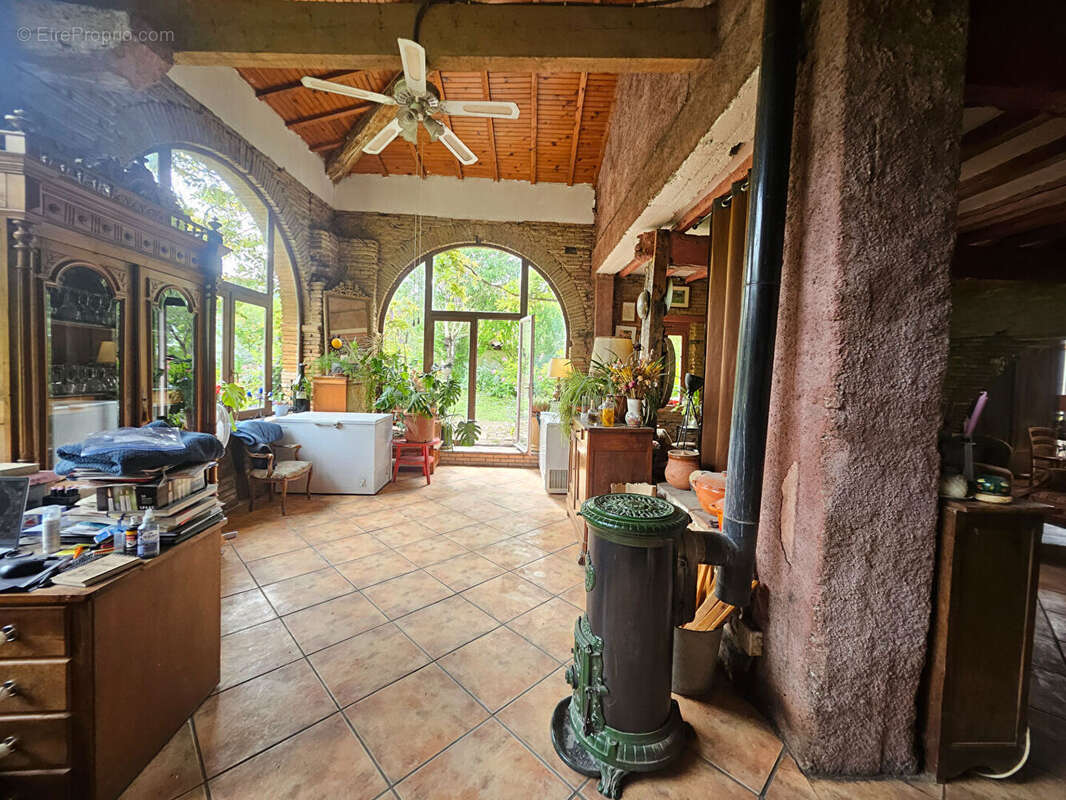 Maison Saint Rustice 5 pièces, 5 chambres. - photo 3
