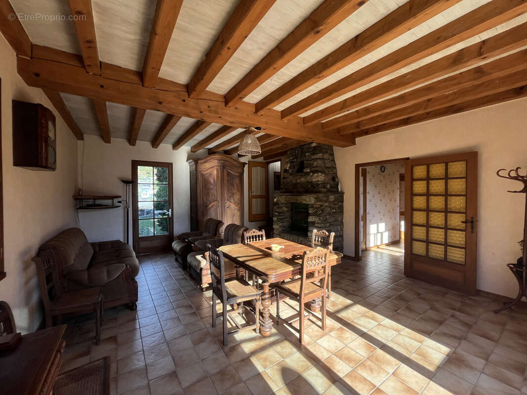 Maison à ARCIZANS-AVANT