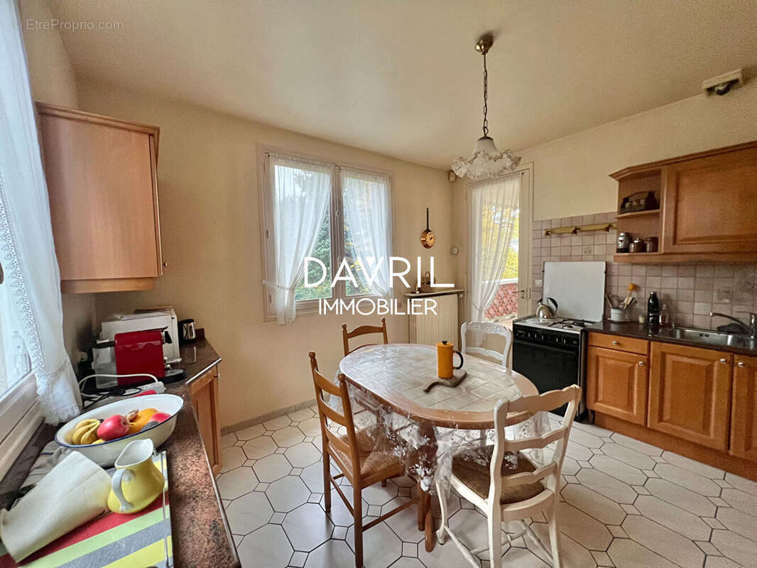 Maison à CONFLANS-SAINTE-HONORINE