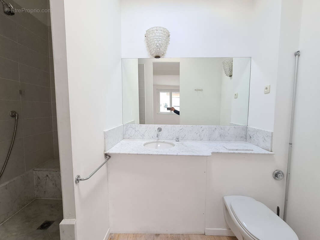  JEANNE D'ARC/RAYMOND IV : Bel appartement T3/T4 de 160m2 - photo 6
