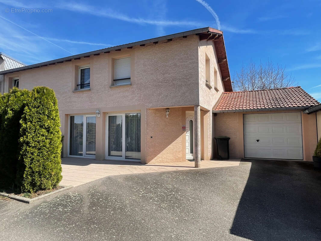 Maison à REMIREMONT