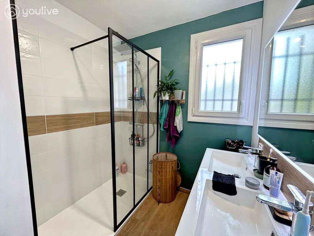 Maison à LES PONTS-DE-CE