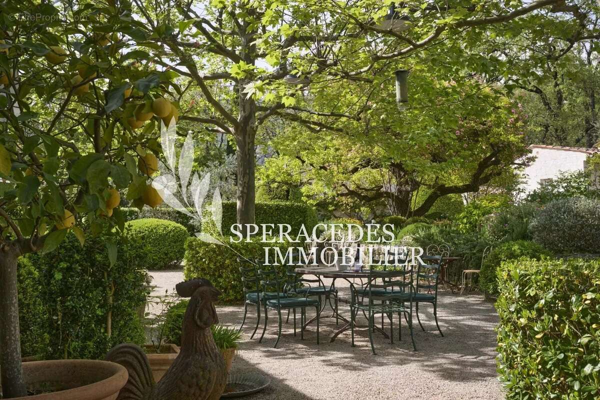 Maison à PEYMEINADE