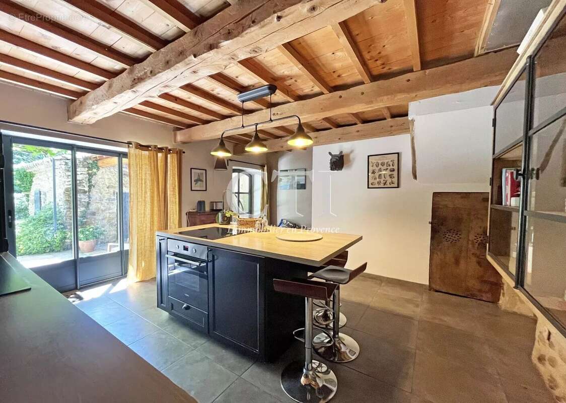 Maison à VAISON-LA-ROMAINE