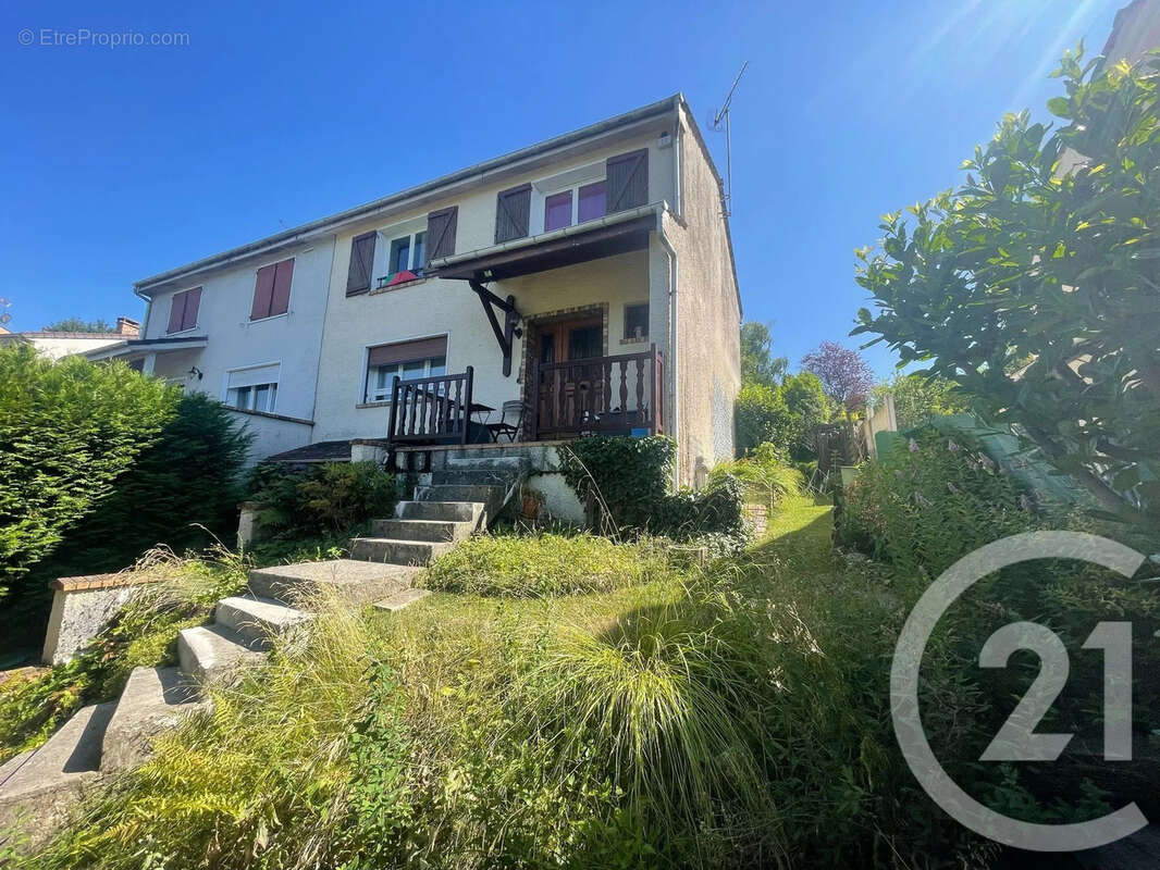 Maison à DAMMARTIN-EN-GOELE