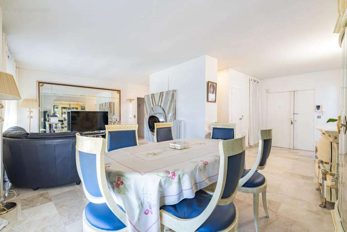Appartement de 6 pièces de 141 m² à Aubervilliers - photo 4