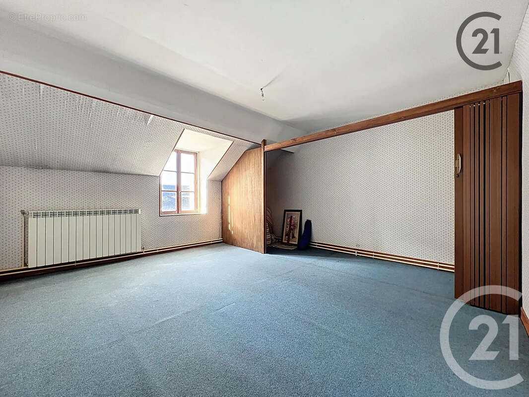 Maison à SAINT-QUENTIN-LE-PETIT