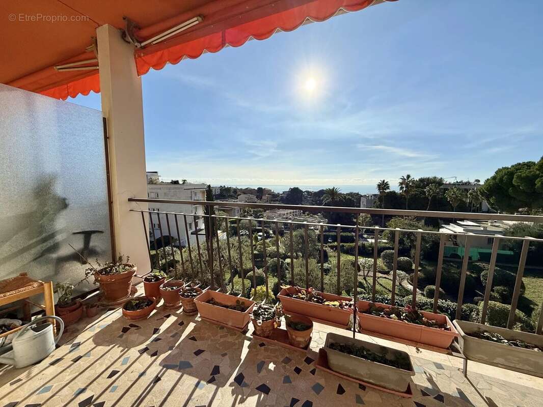 Appartement à ROQUEBRUNE-CAP-MARTIN