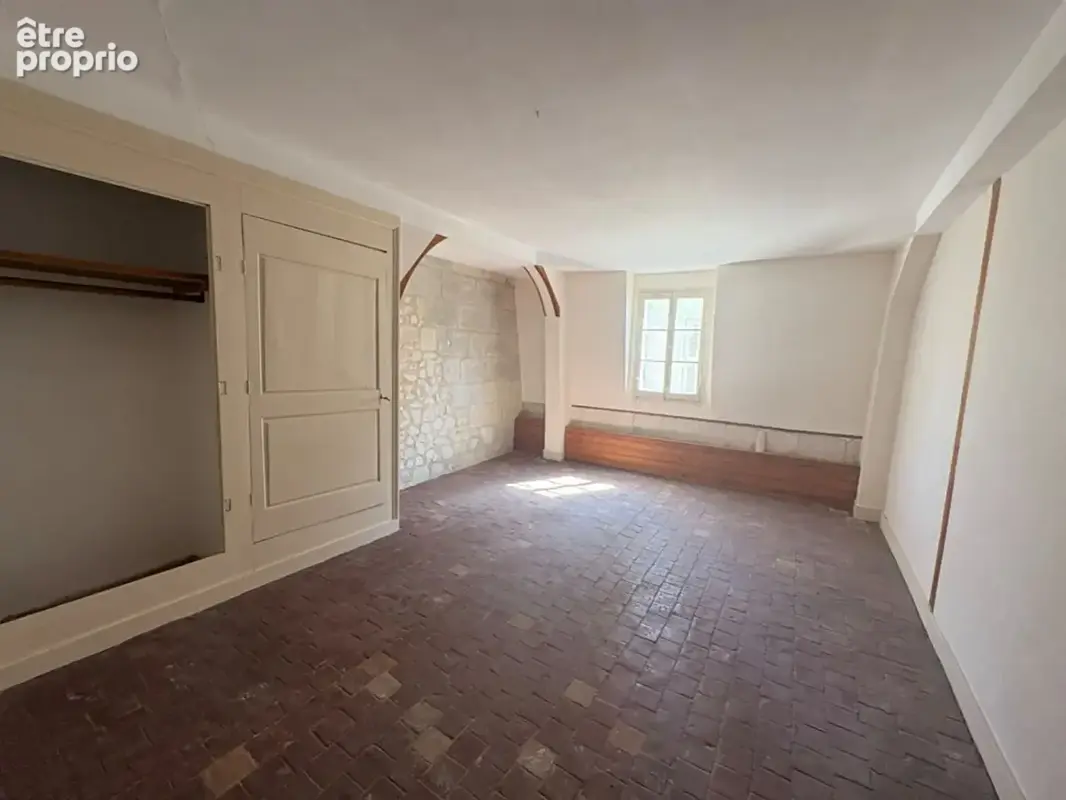 Maison de charme à fort potentiel  Centre-ville de Saumur - photo 8