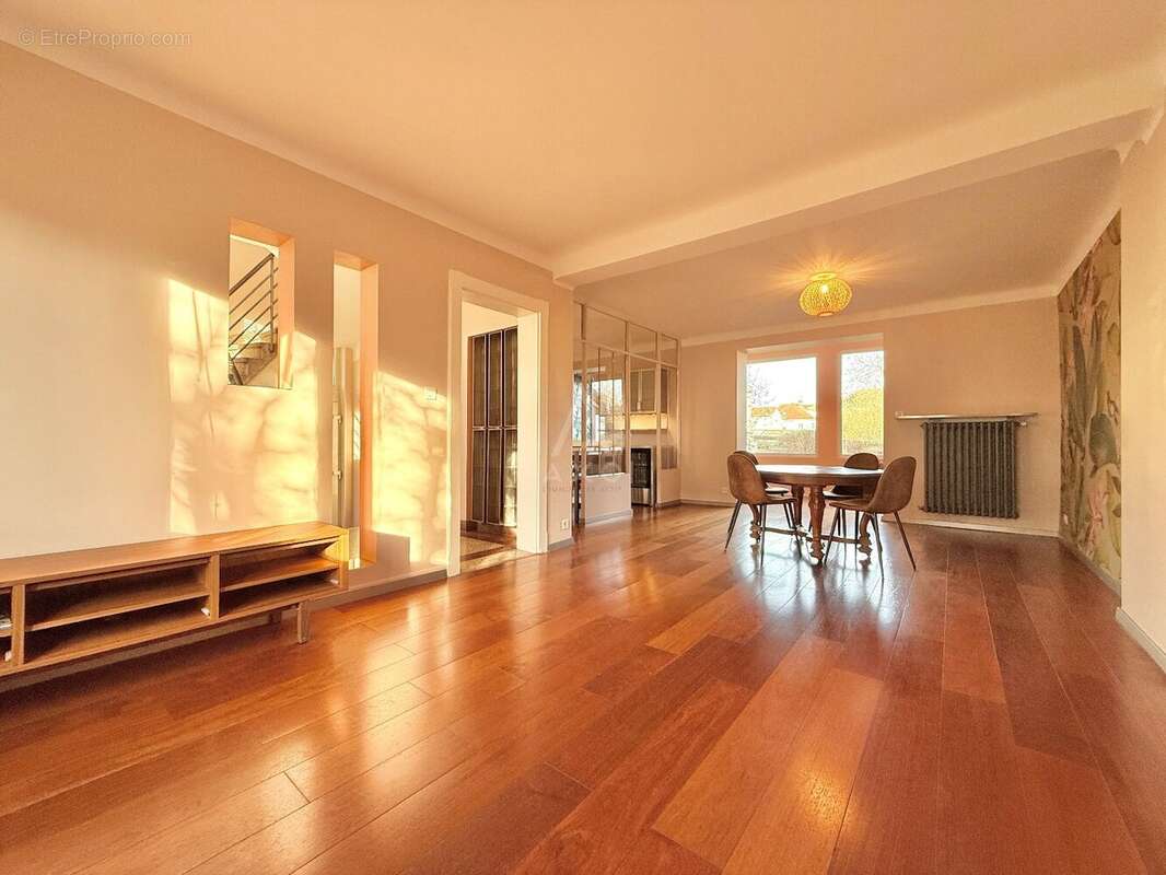 Maison à MONTIGNY-LES-METZ