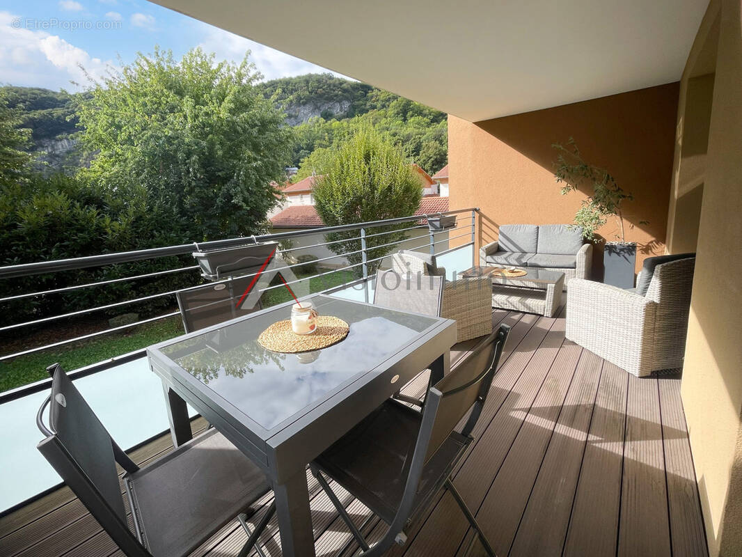 Appartement à SASSENAGE