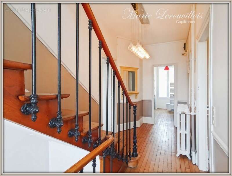 Maison à ROMILLY-SUR-SEINE